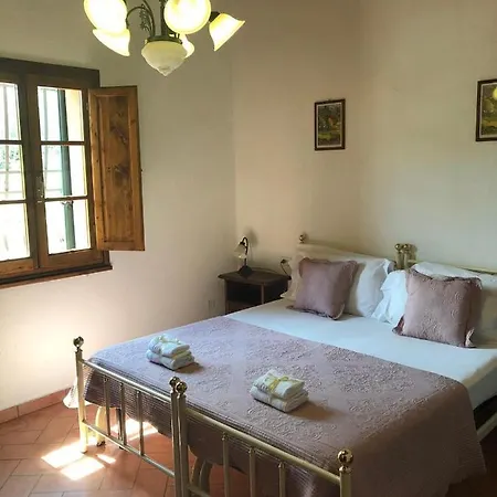 Ξενοδοχείο με διαμερίσματα Podere Boscone 4*