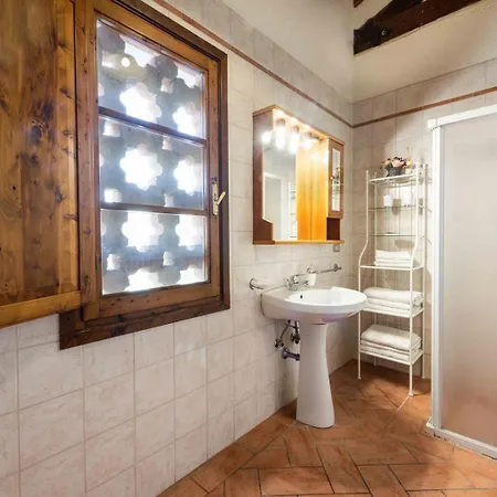 Ξενοδοχείο με διαμερίσματα Podere Boscone 4*