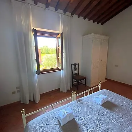 Podere Boscone Hotel apartamentowy 4*