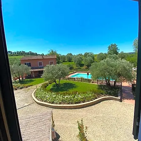 Podere Boscone Hotel apartamentowy 4*